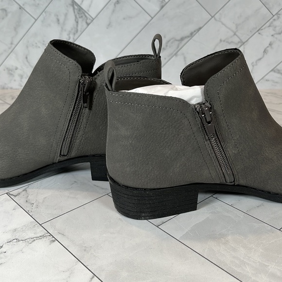 NWT Sun + Stone Womens Boot Booties Shoe Shoes Gray CADEE Zipper Gray 7.5M - Picture 9 of 11